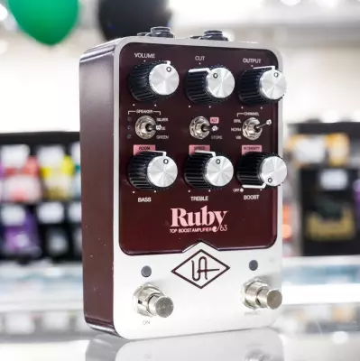 Universal Audio - UAFX Ruby '63 Top Boost Amplifier Pedal